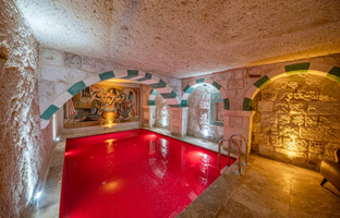 Capp Royal Cave Hotel