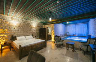 Cappatria Cave House